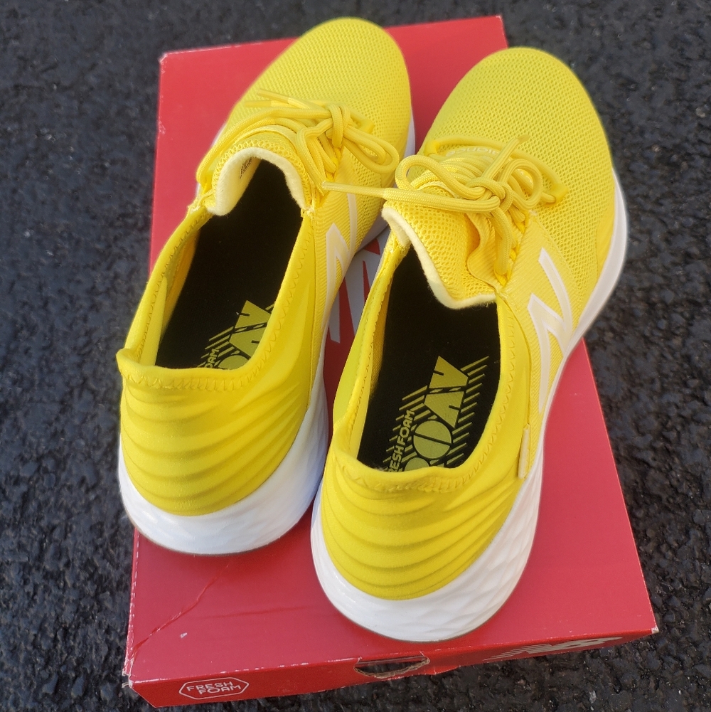 Women's New Balance Roav - Yellow & White - Picture 2 of 6
